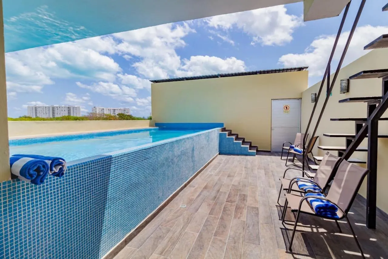 Studio Close To The Beach Adults Only Cancun Mexico